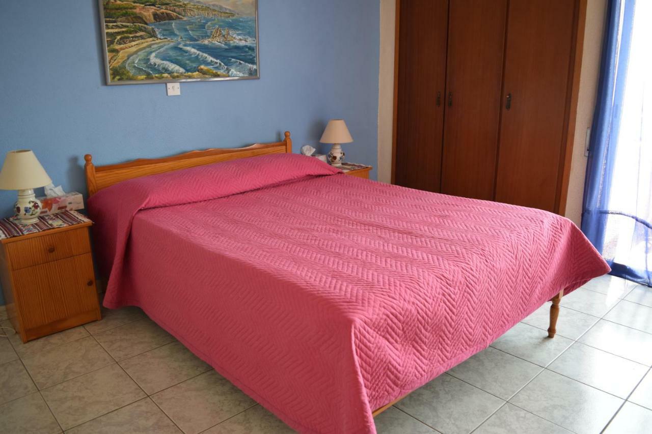 Mediterranean Breeze Apartment Limassol Ngoại thất bức ảnh