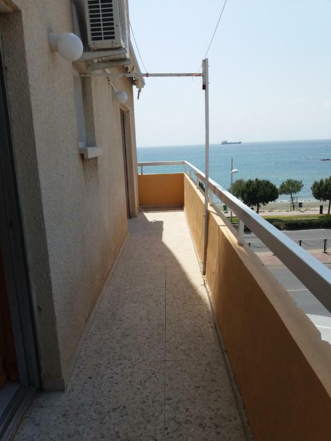 Mediterranean Breeze Apartment Limassol Ngoại thất bức ảnh