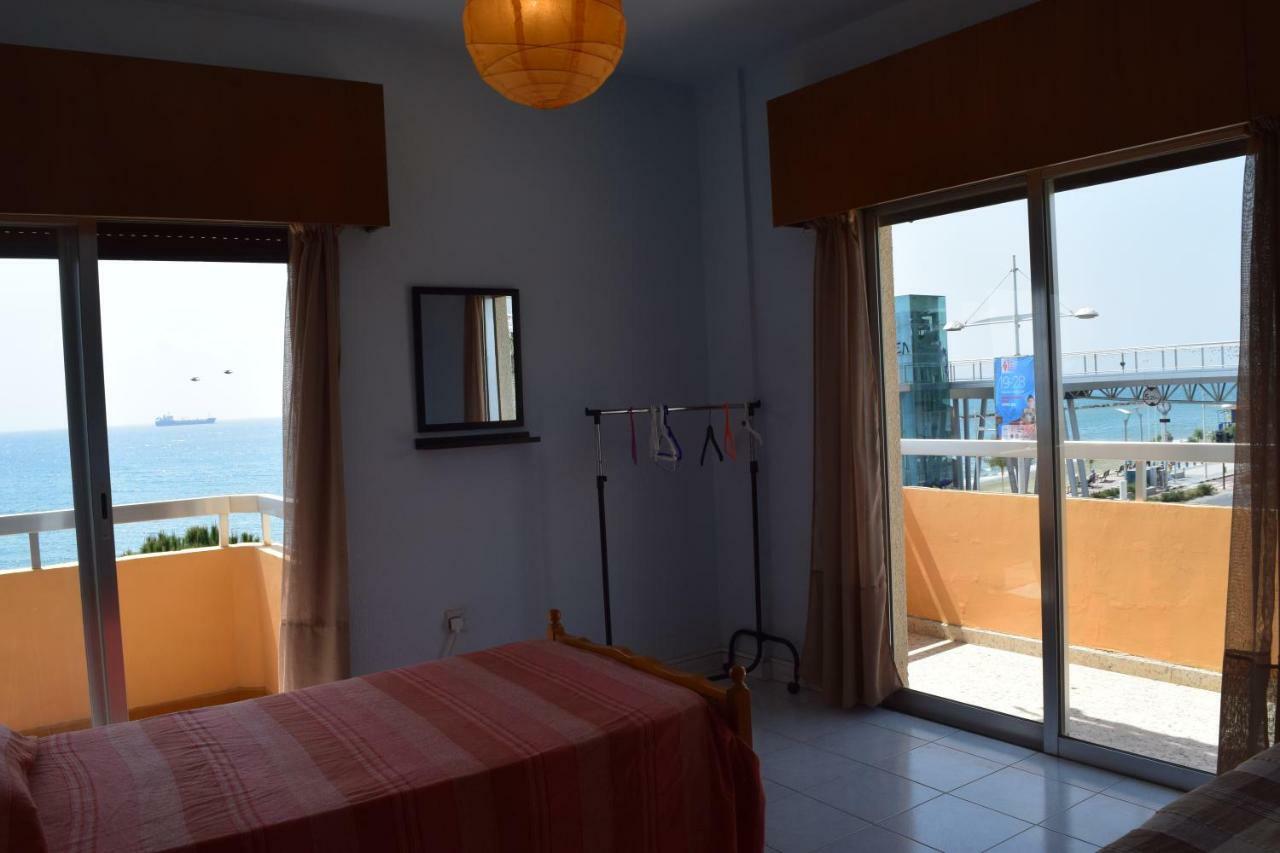 Mediterranean Breeze Apartment Limassol Ngoại thất bức ảnh